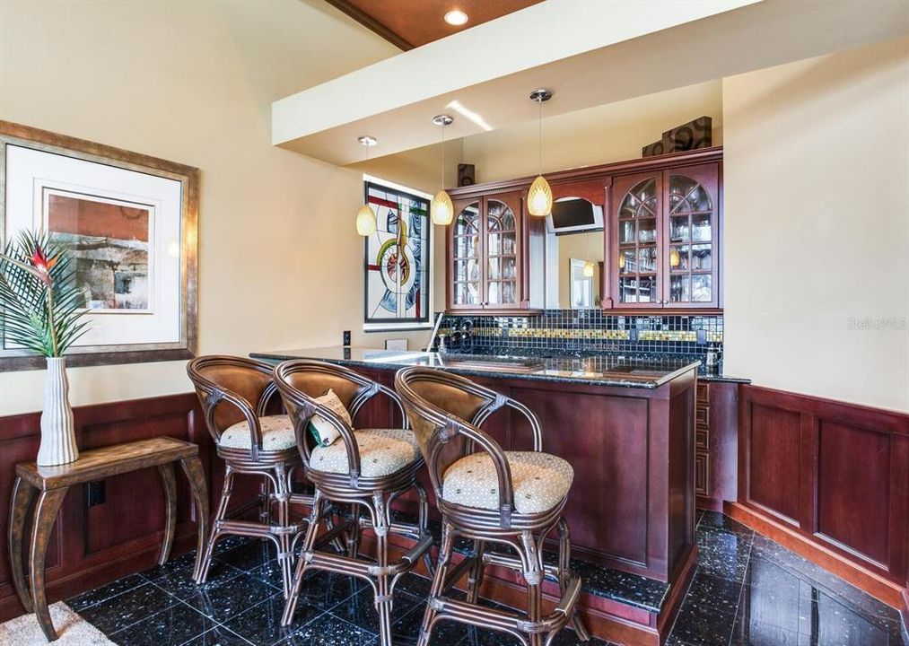 For Sale: $2,695,000 (4 beds, 3 baths, 4142 Square Feet)