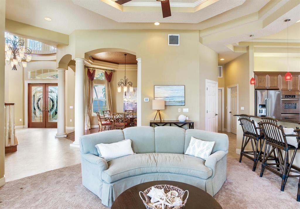 For Sale: $2,695,000 (4 beds, 3 baths, 4142 Square Feet)