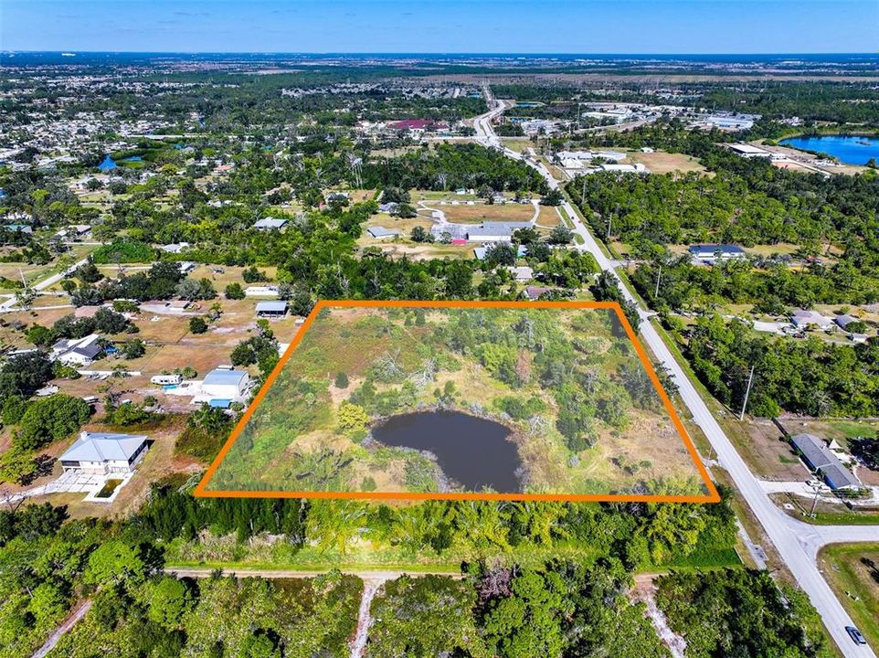 待售: $1,850,000 (7.50 acres)