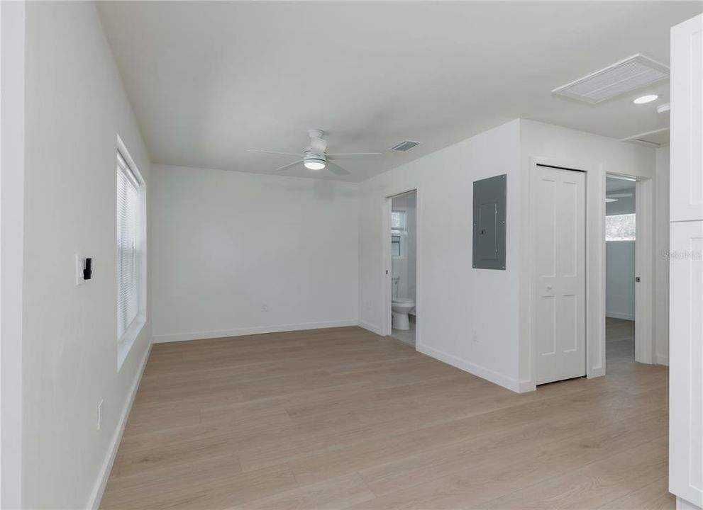 For Rent: $2,300 (2 beds, 2 baths, 728 Square Feet)