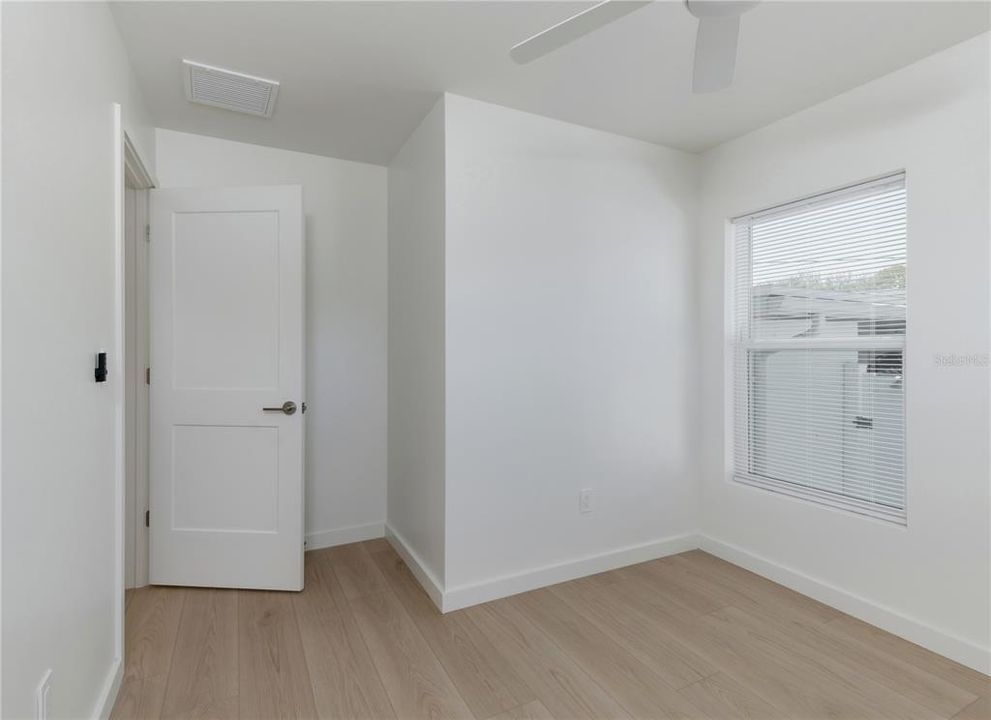 For Rent: $2,300 (2 beds, 2 baths, 728 Square Feet)