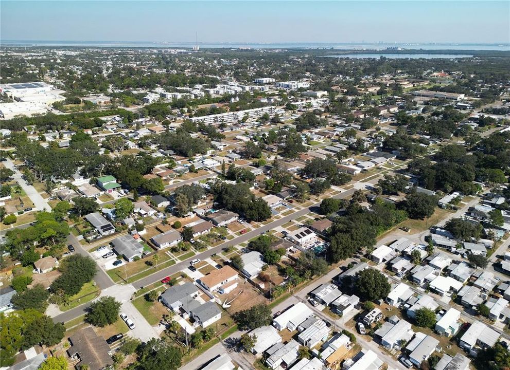 For Rent: $2,300 (2 beds, 2 baths, 728 Square Feet)