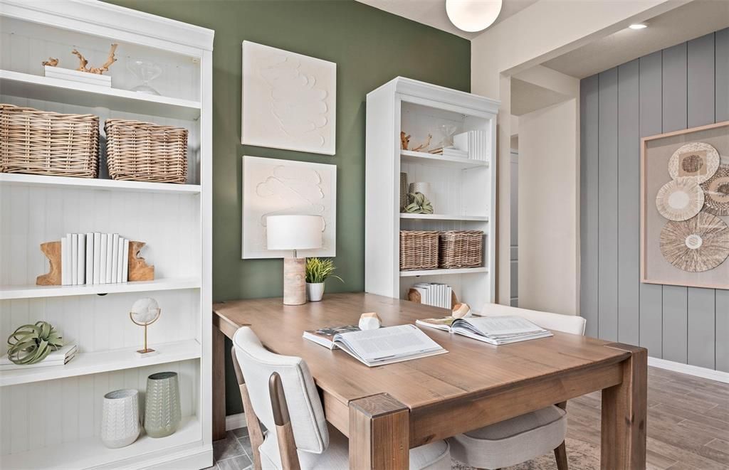 For Sale: $349,160 (2 beds, 2 baths, 1579 Square Feet)