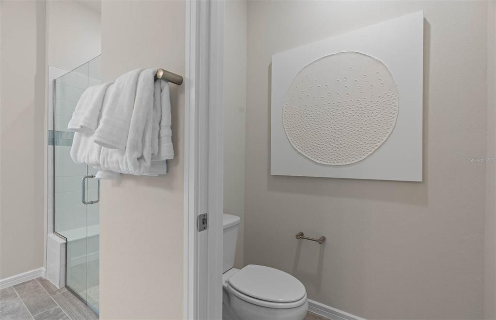 For Sale: $349,160 (2 beds, 2 baths, 1579 Square Feet)