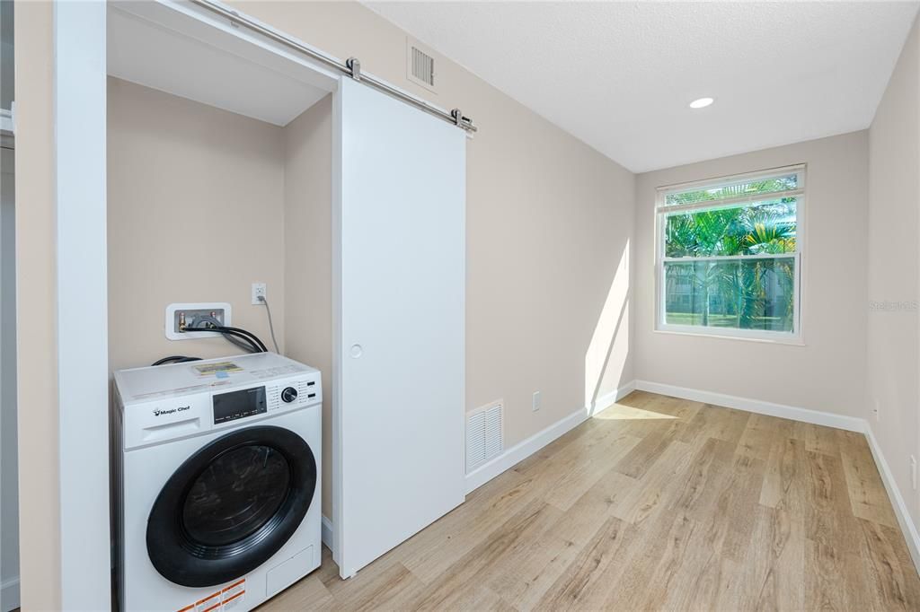 En Venta: $186,000 (2 camas, 2 baños, 1100 Pies cuadrados)