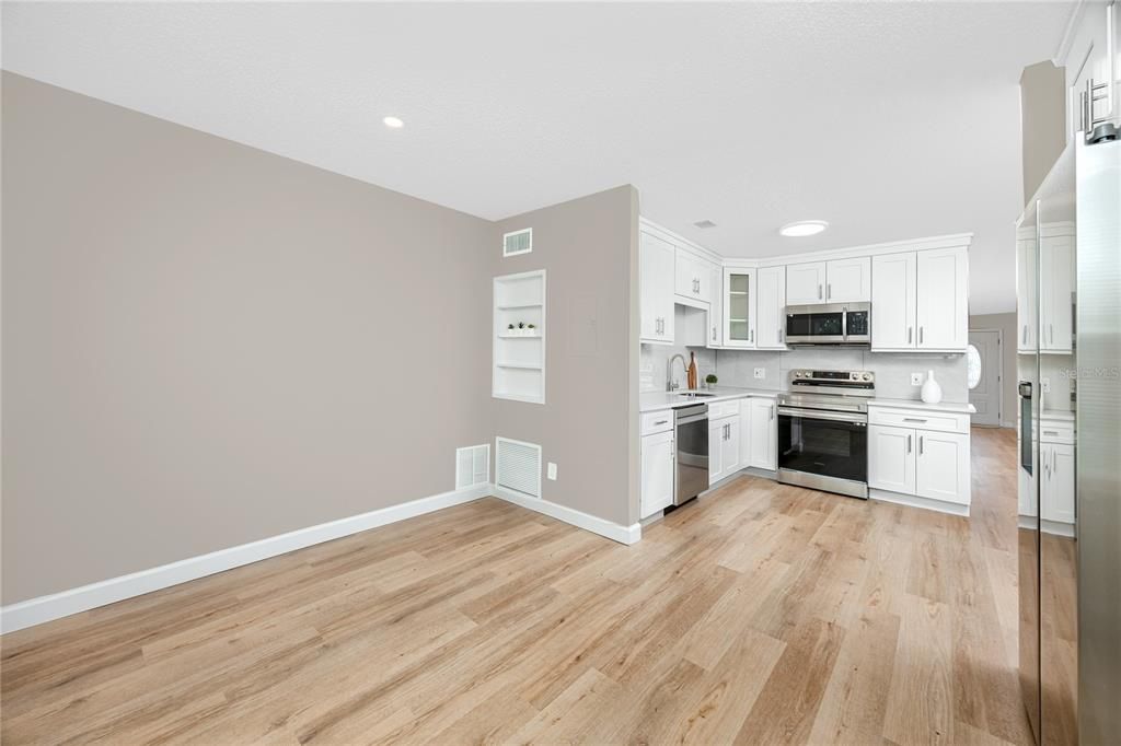 En Venta: $186,000 (2 camas, 2 baños, 1100 Pies cuadrados)