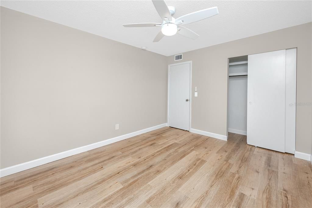 En Venta: $186,000 (2 camas, 2 baños, 1100 Pies cuadrados)