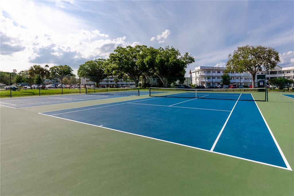 En Venta: $186,000 (2 camas, 2 baños, 1100 Pies cuadrados)