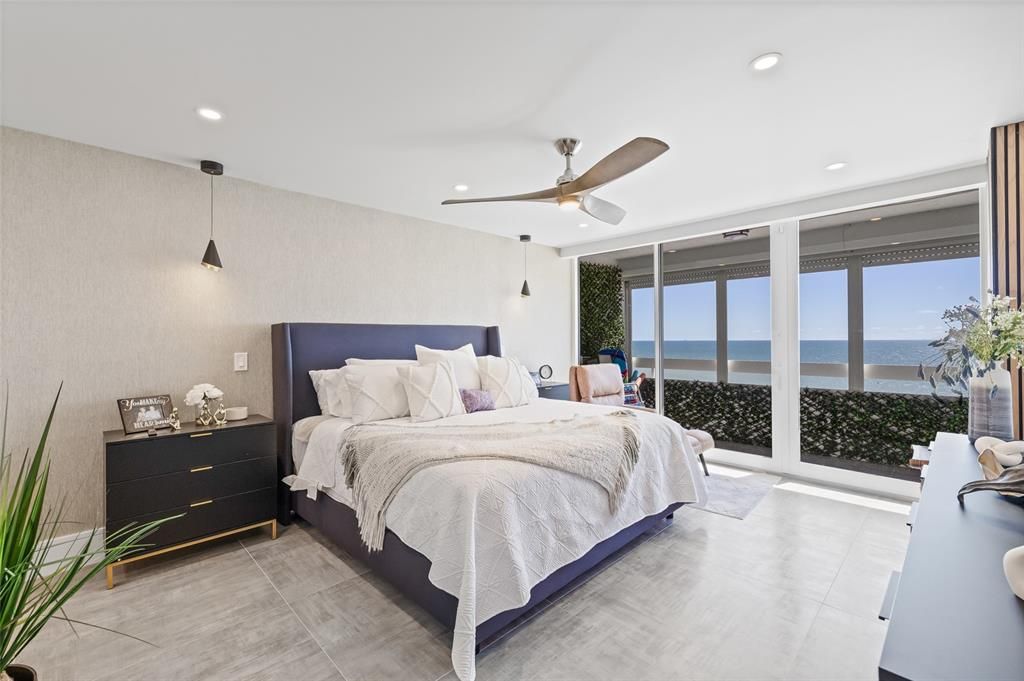 待售: $895,000 (2 贝兹, 2 浴室, 1165 平方英尺)