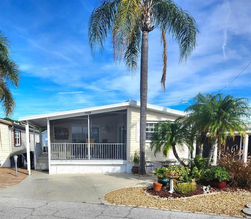 For Sale: $235,000 (2 beds, 2 baths, 1020 Square Feet)