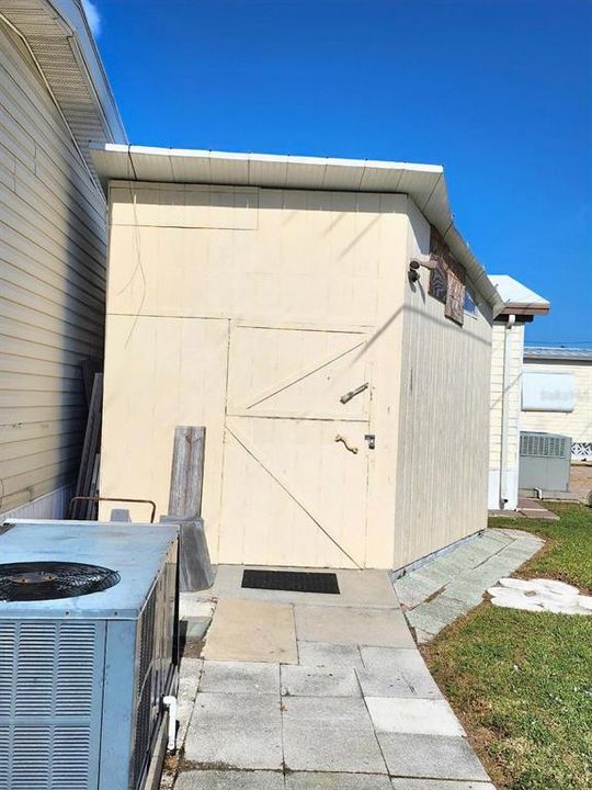 For Sale: $235,000 (2 beds, 2 baths, 1020 Square Feet)