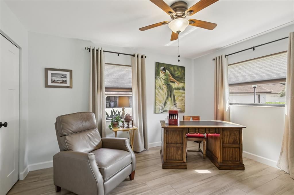 Active With Contract: $464,900 (3 beds, 2 baths, 1822 Square Feet)
