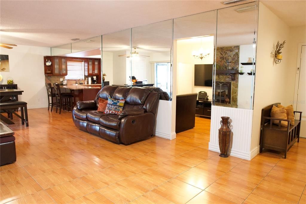 待售: $480,000 (3 贝兹, 2 浴室, 1700 平方英尺)