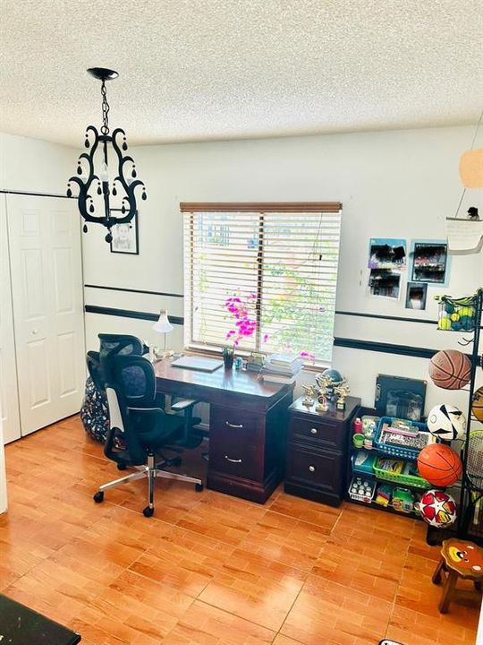 待售: $480,000 (3 贝兹, 2 浴室, 1700 平方英尺)