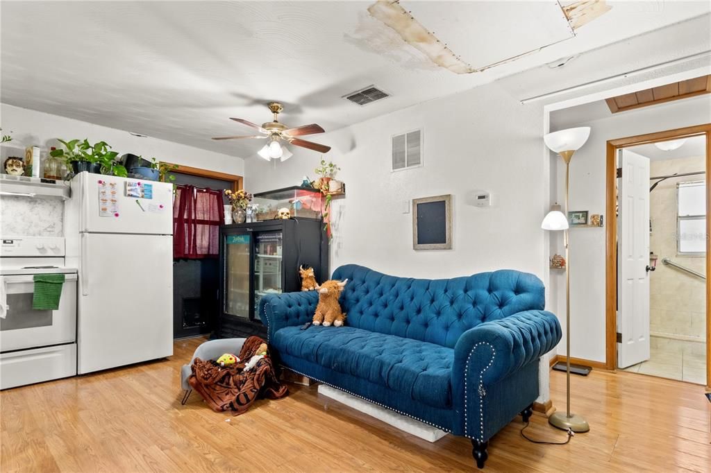 For Sale: $245,000 (3 beds, 0 baths, 1352 Square Feet)