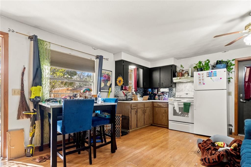 For Sale: $245,000 (3 beds, 0 baths, 1352 Square Feet)