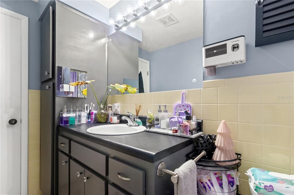 For Sale: $245,000 (3 beds, 0 baths, 1352 Square Feet)