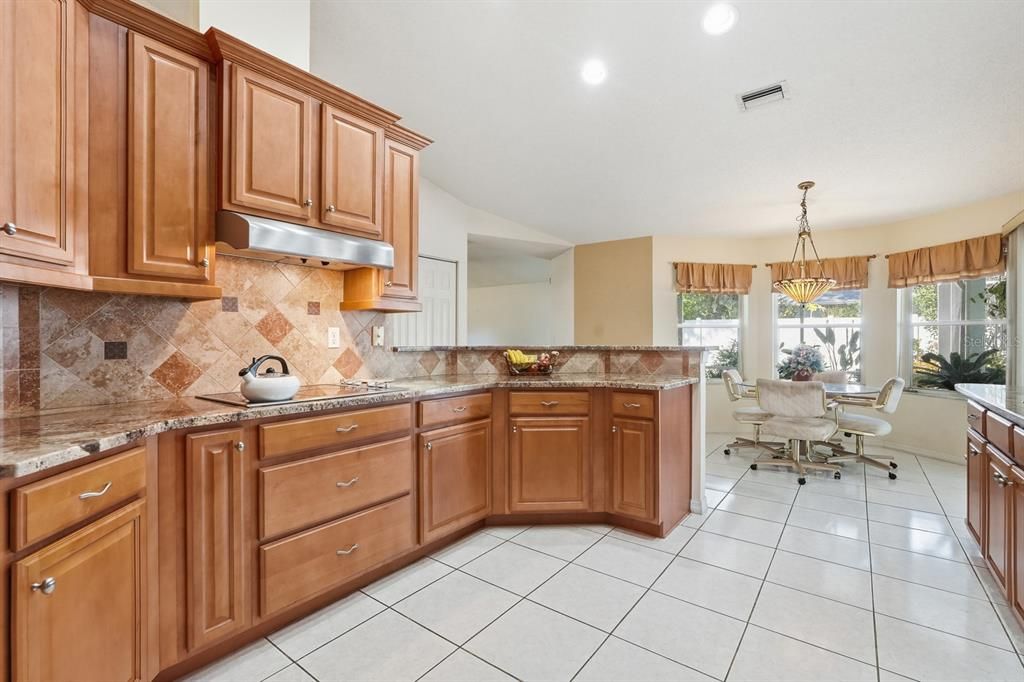 For Sale: $450,000 (3 beds, 2 baths, 2592 Square Feet)