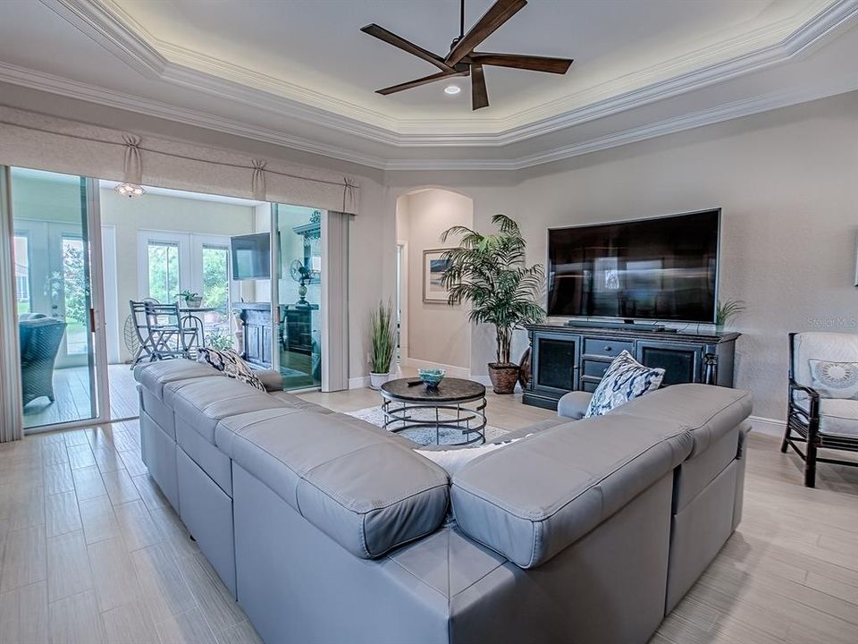 Active With Contract: $649,000 (3 beds, 2 baths, 2319 Square Feet)