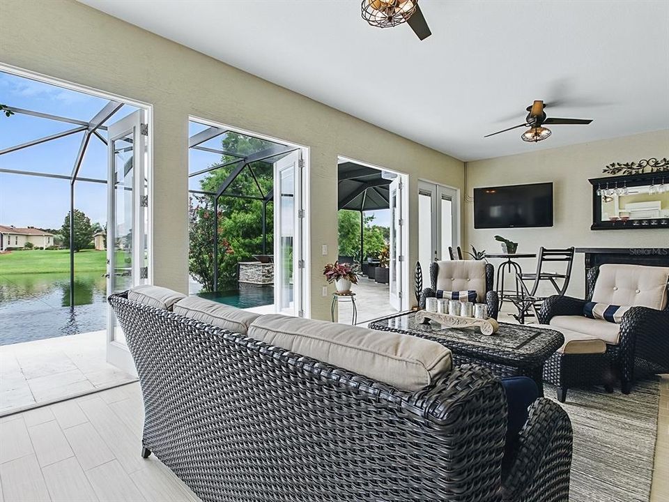 Active With Contract: $649,000 (3 beds, 2 baths, 2319 Square Feet)