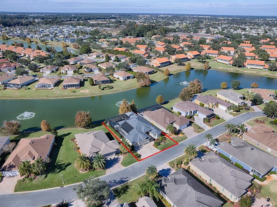 Active With Contract: $649,000 (3 beds, 2 baths, 2319 Square Feet)