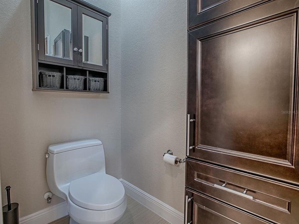 Active With Contract: $649,000 (3 beds, 2 baths, 2319 Square Feet)