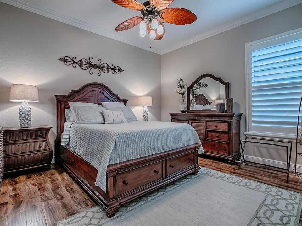 Active With Contract: $649,000 (3 beds, 2 baths, 2319 Square Feet)