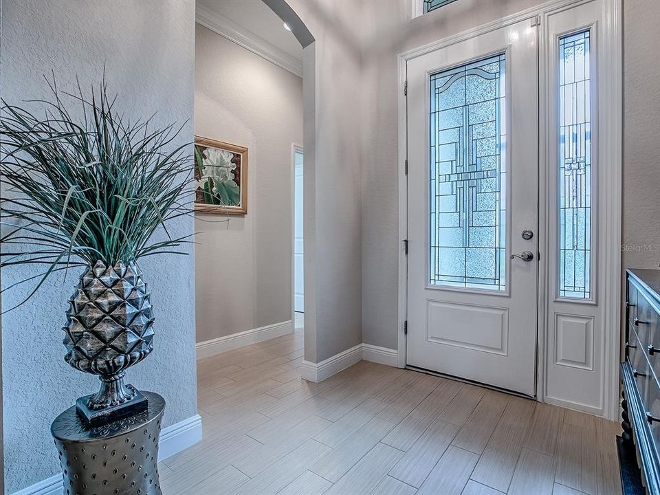 Active With Contract: $649,000 (3 beds, 2 baths, 2319 Square Feet)