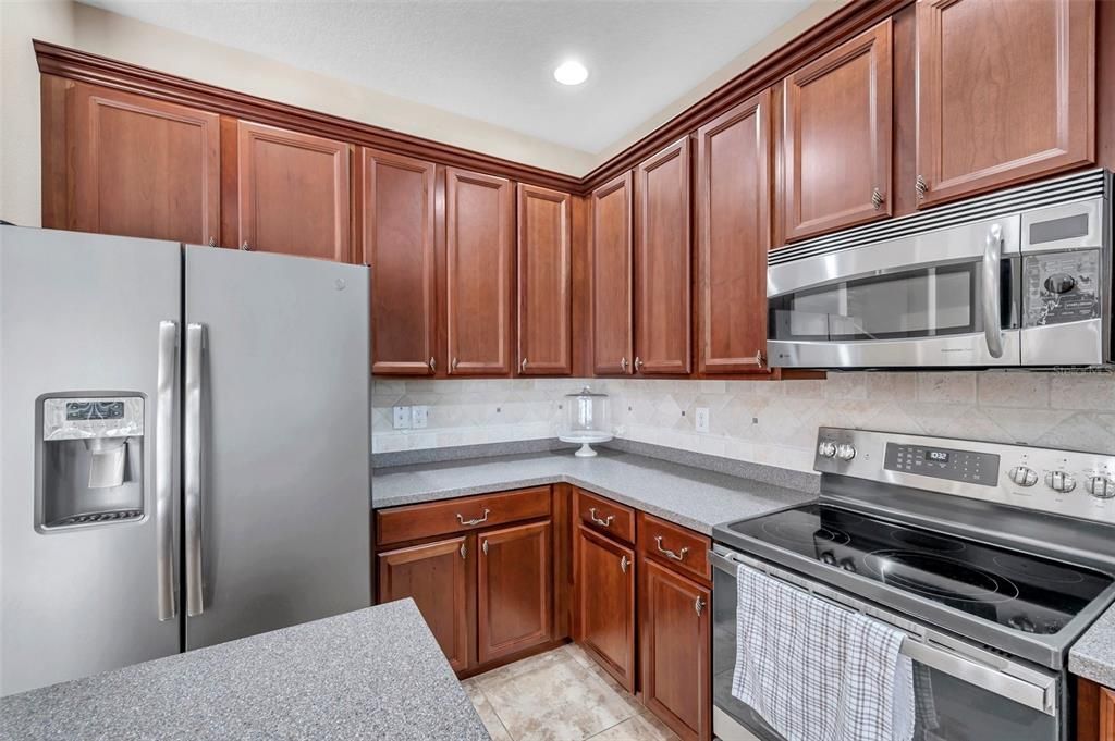 В аренду: $3,300 (5 спален, 3 ванн, 2635 Квадратных фут)