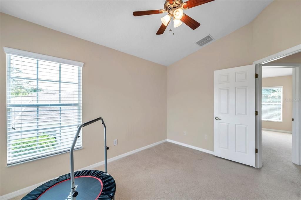 В аренду: $3,300 (5 спален, 3 ванн, 2635 Квадратных фут)