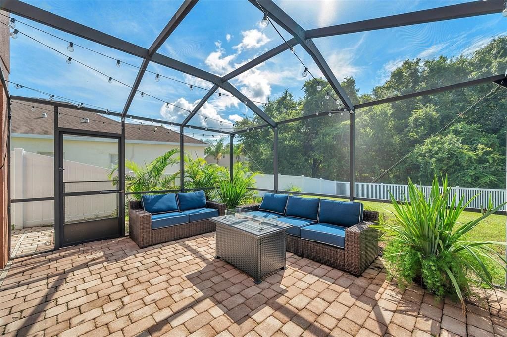 В аренду: $3,300 (5 спален, 3 ванн, 2635 Квадратных фут)