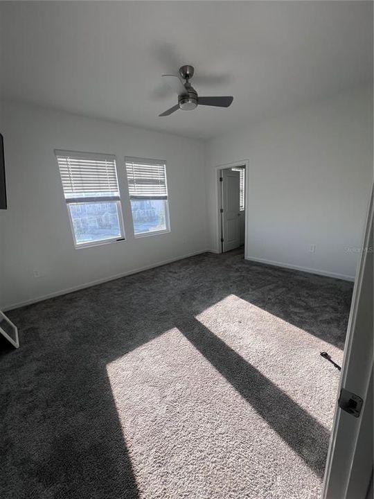 For Sale: $640,000 (5 beds, 3 baths, 3364 Square Feet)