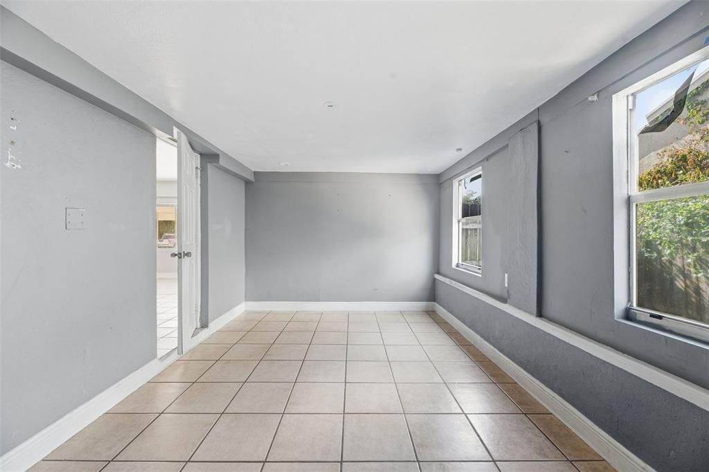 待售: $289,900 (3 贝兹, 2 浴室, 1078 平方英尺)