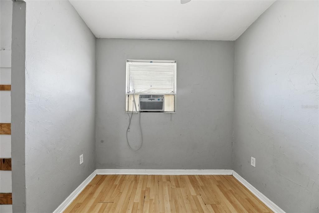 待售: $289,900 (3 贝兹, 2 浴室, 1078 平方英尺)