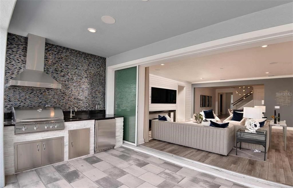 For Sale: $1,300,000 (6 beds, 4 baths, 4263 Square Feet)