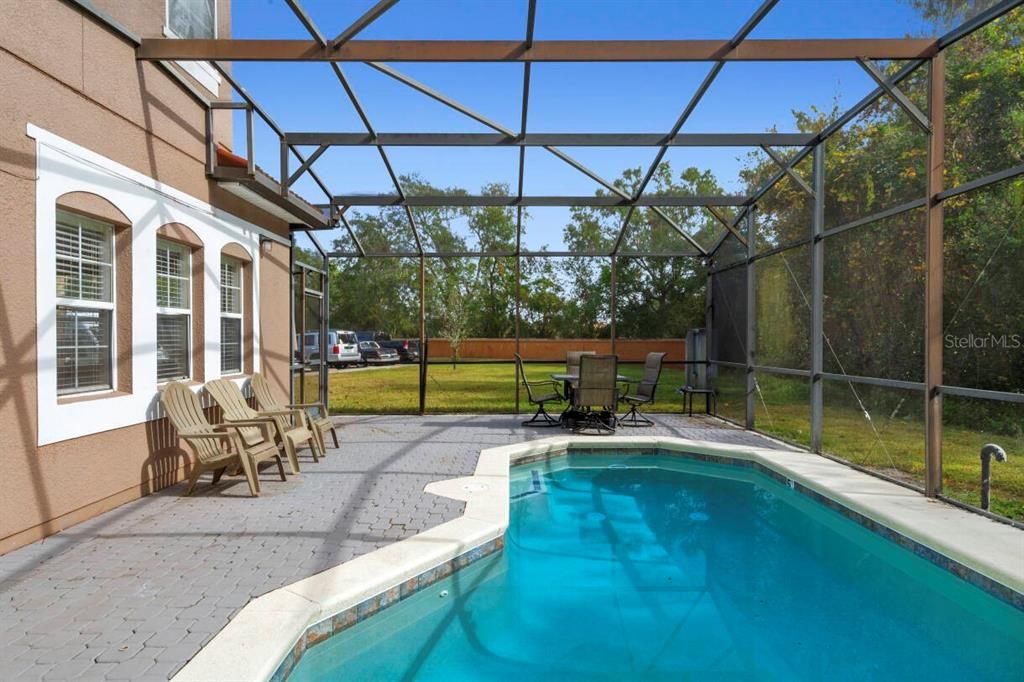 待售: $430,000 (4 贝兹, 3 浴室, 1636 平方英尺)