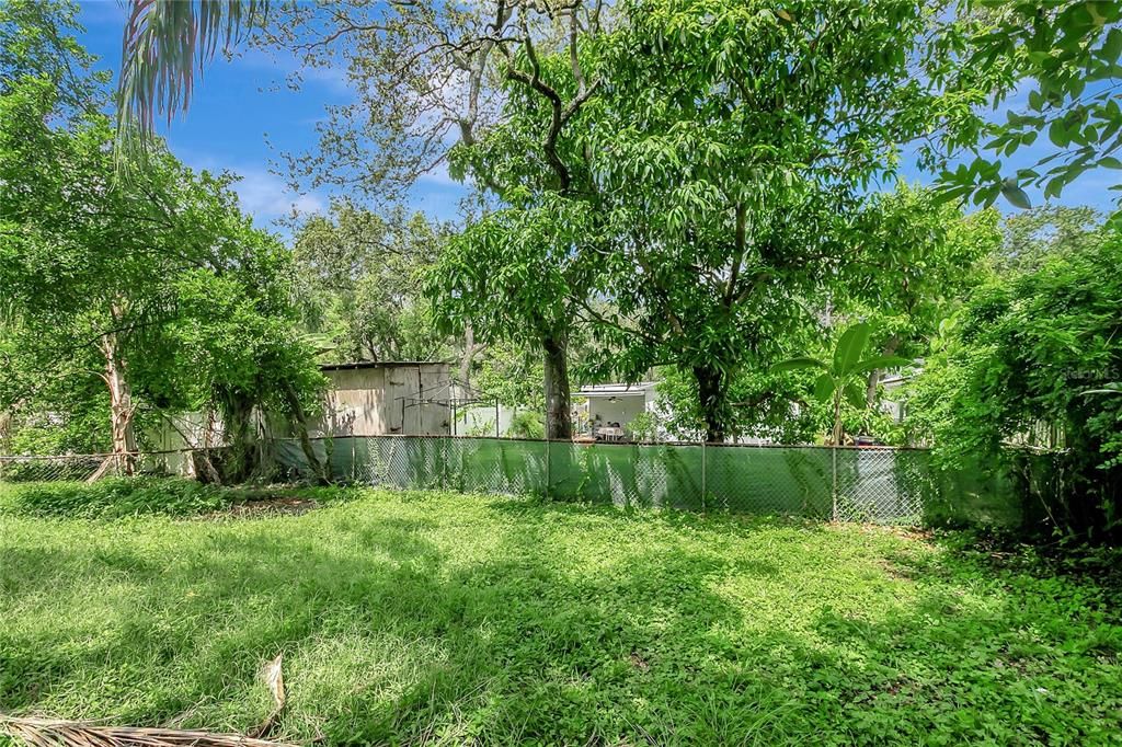 For Sale: $349,500 (3 beds, 2 baths, 1065 Square Feet)