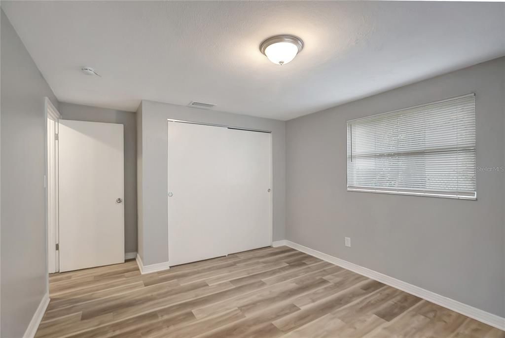 For Sale: $349,500 (3 beds, 2 baths, 1065 Square Feet)