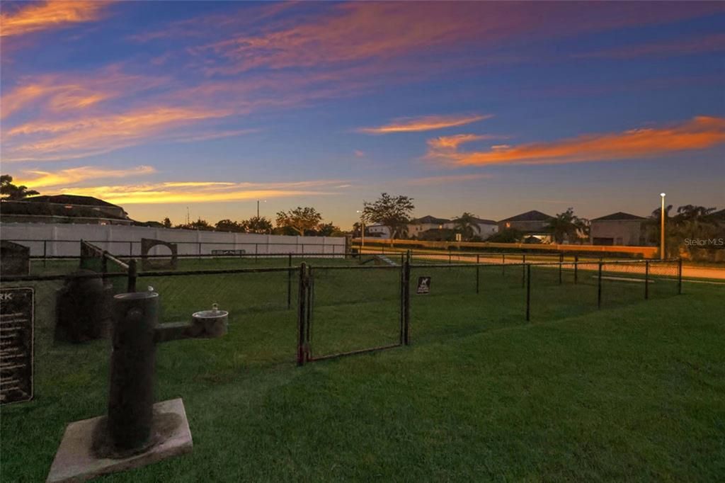 待售: $499,900 (4 贝兹, 3 浴室, 2418 平方英尺)