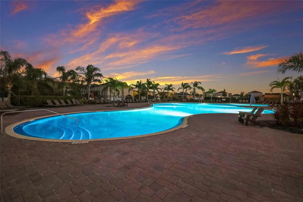 待售: $499,900 (4 贝兹, 3 浴室, 2418 平方英尺)