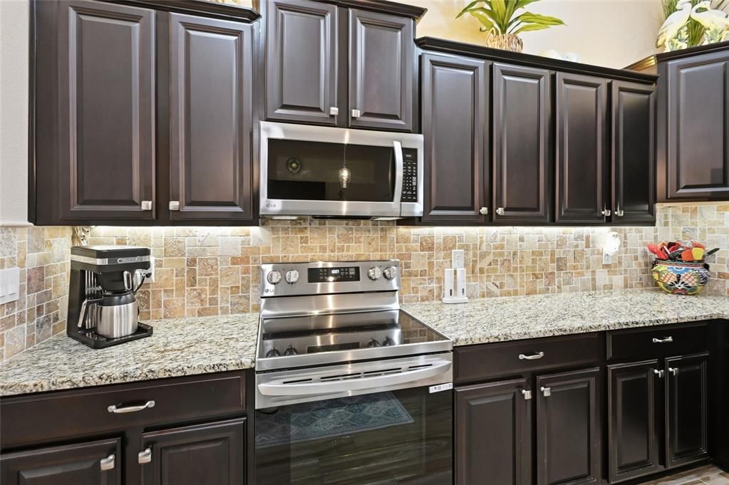 待售: $499,900 (4 贝兹, 3 浴室, 2418 平方英尺)