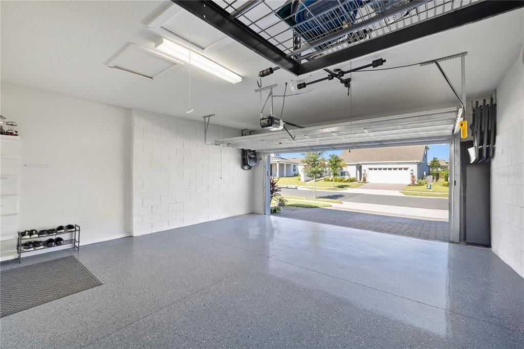 En Venta: $996,000 (2 camas, 2 baños, 2049 Pies cuadrados)