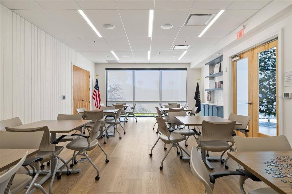 En Venta: $996,000 (2 camas, 2 baños, 2049 Pies cuadrados)