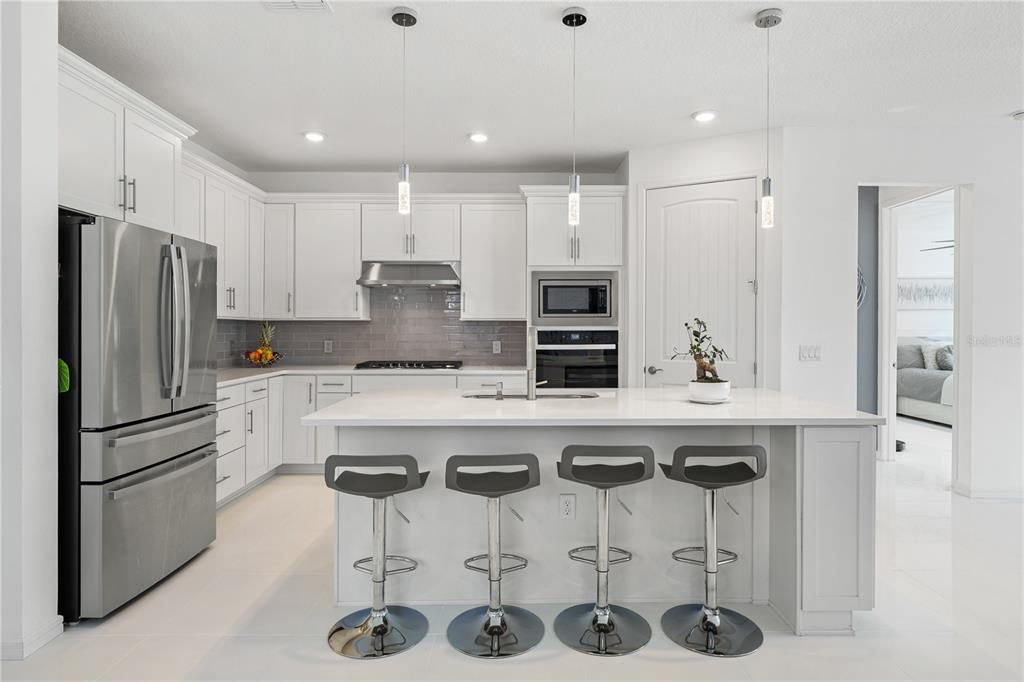 En Venta: $996,000 (2 camas, 2 baños, 2049 Pies cuadrados)