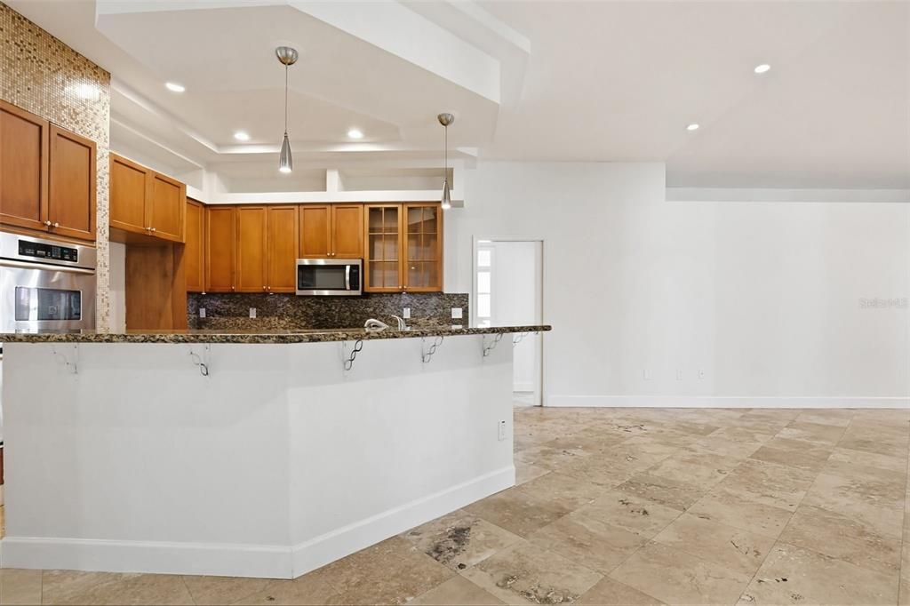 For Sale: $474,900 (4 beds, 3 baths, 2372 Square Feet)