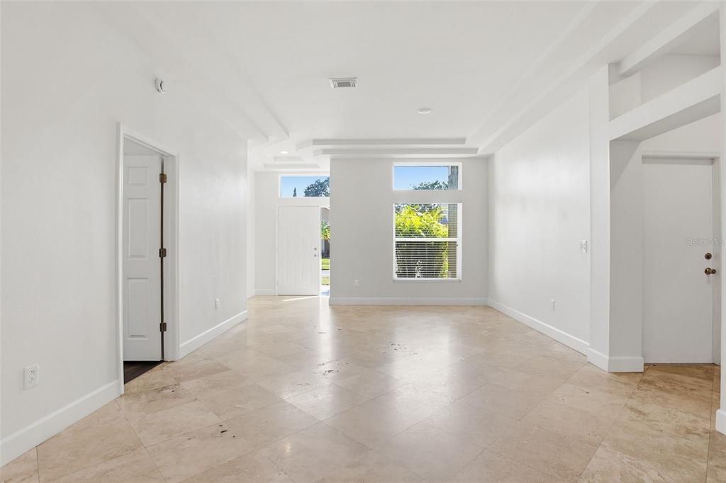 For Sale: $474,900 (4 beds, 3 baths, 2372 Square Feet)