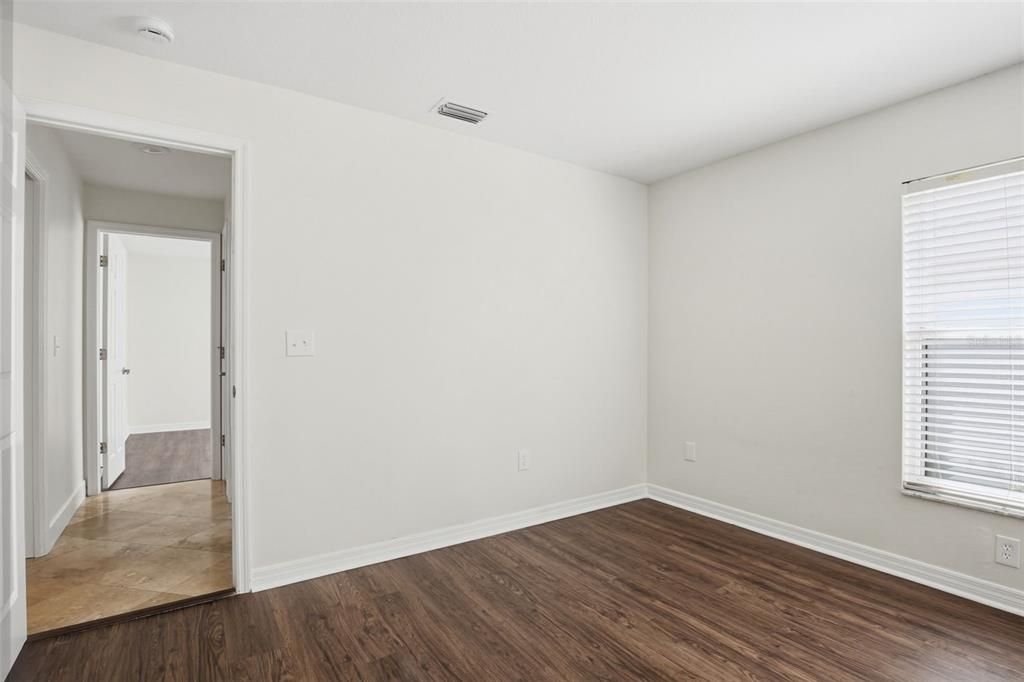 For Sale: $474,900 (4 beds, 3 baths, 2372 Square Feet)