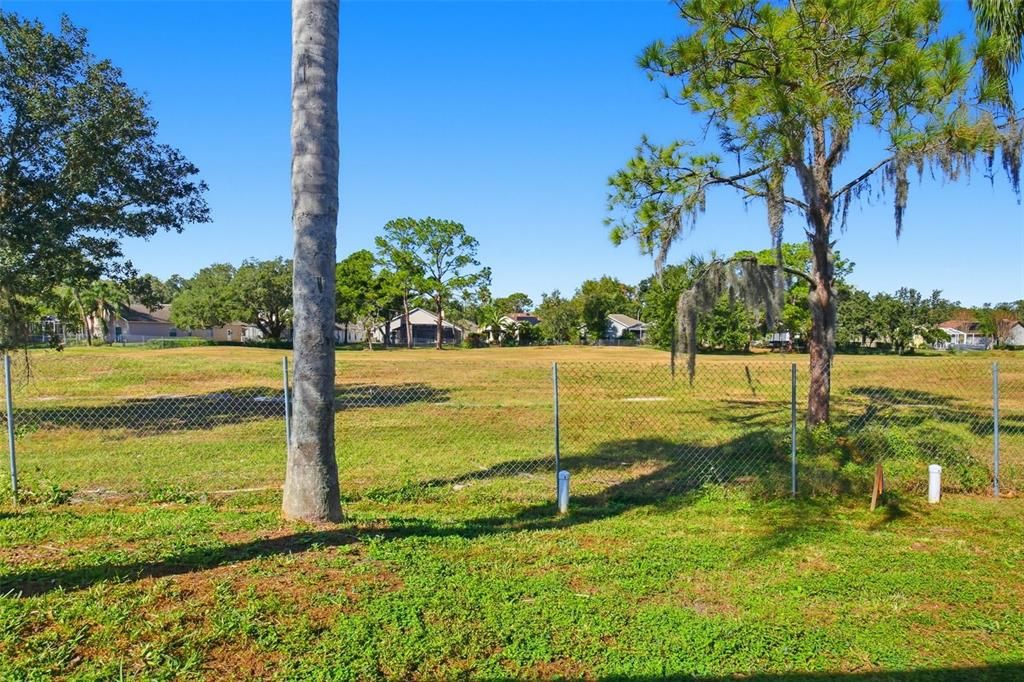 For Sale: $474,900 (4 beds, 3 baths, 2372 Square Feet)