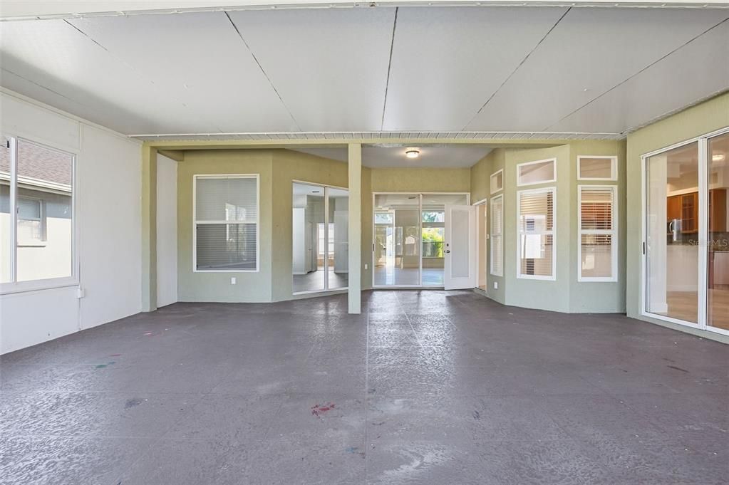 For Sale: $474,900 (4 beds, 3 baths, 2372 Square Feet)