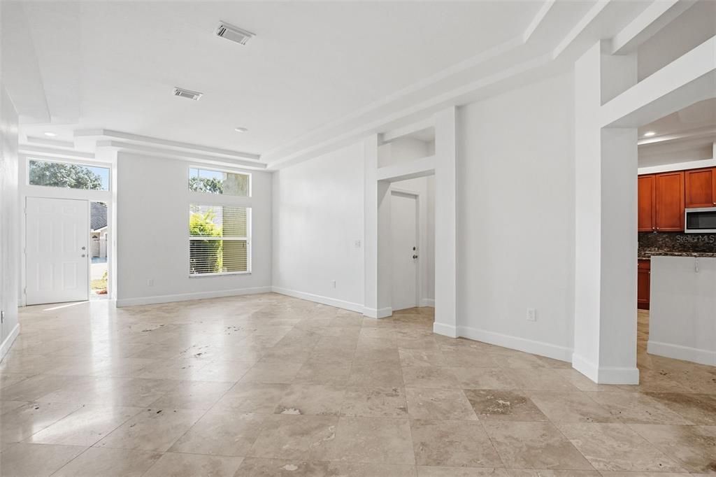 For Sale: $474,900 (4 beds, 3 baths, 2372 Square Feet)